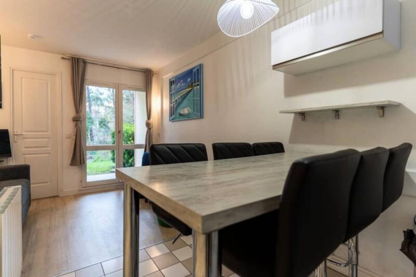 Résidence Appt Rez De Jardin  6 Personnes Avec Piscine, Tennis Et Parking Gratuit 21 - foto 11