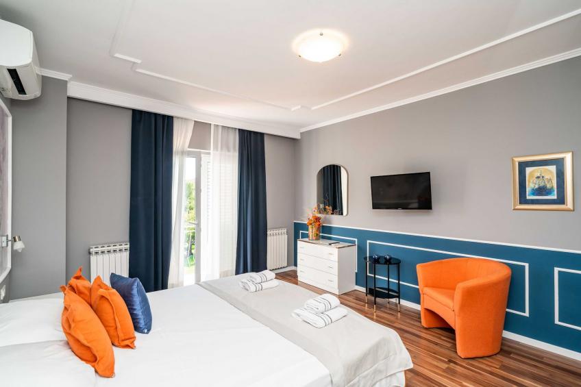 Holiday Home Trojković- Four Bedroom Holiday Home with Terrace and Swimming Pool - foto 47