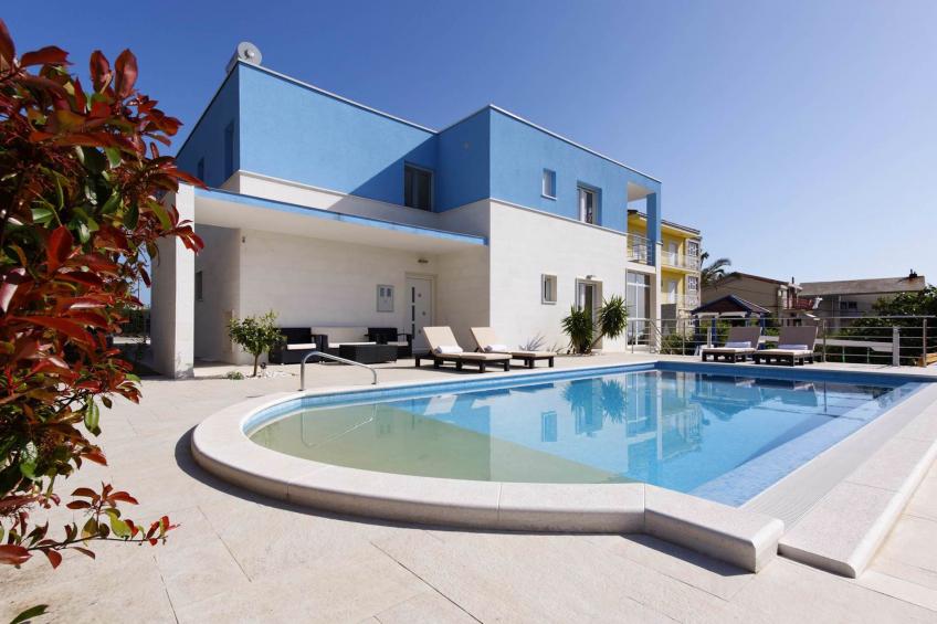 Villa Met zeezicht en zwembad - VW-FJYMY