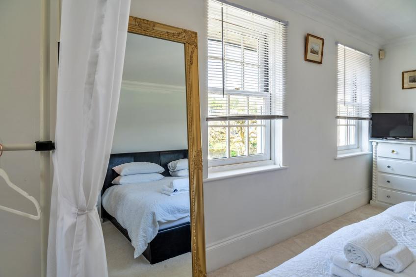 Nicely Tucked Away Cottage - foto 19