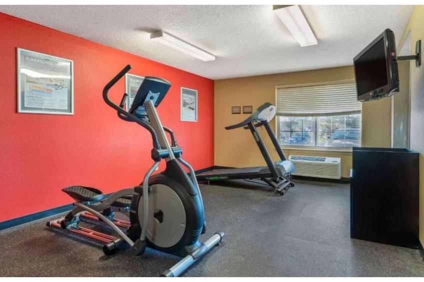 1 Queen Bed | Non-Smoking, Kitchen - foto 29