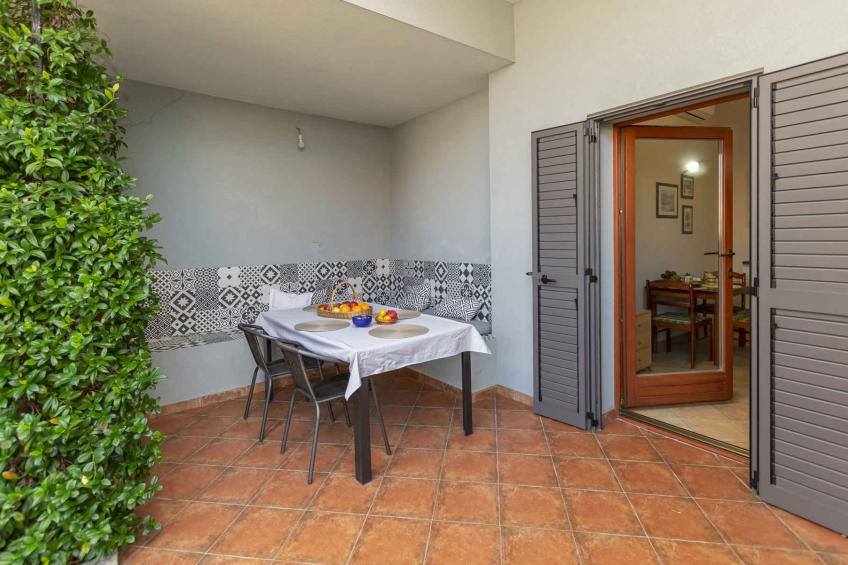 Vakantiewoning met terras en zwembad - VW-NPVF5 - foto 2