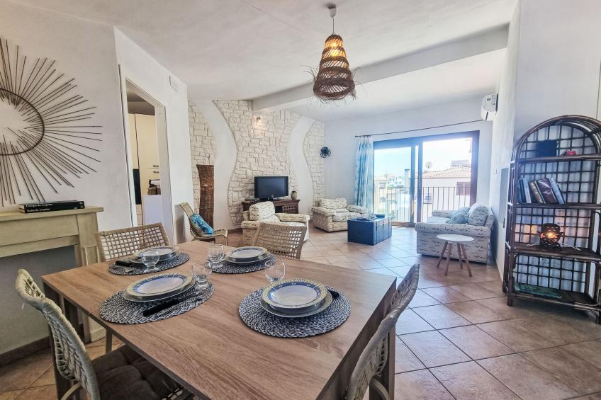 Crystal Sea Apartment