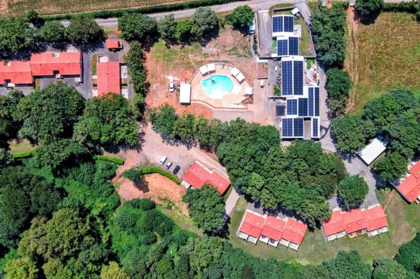 Cottage "Cottage Confort 1 ch" im Feriendorf - foto 22