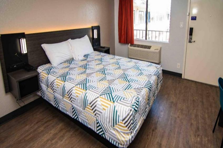 1 Queen Bed - foto 7