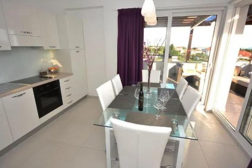 Komfortable Wohnung mit privatem Jacuzzi - foto 6