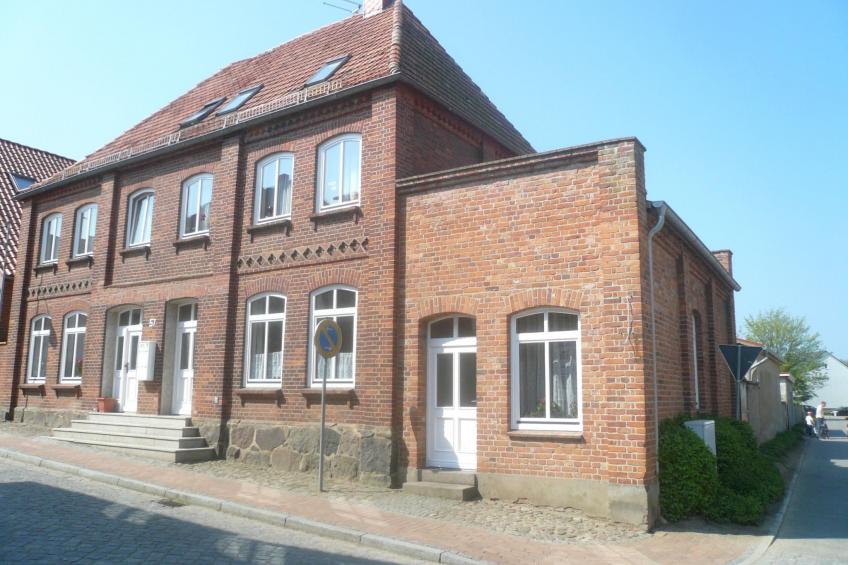 Charmante Wohnung in Dassow mit Terrasse und Grill - foto 2