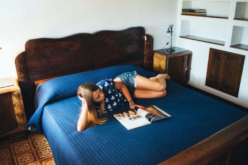 OWL Apartment - Pool - Ansichten - Kunst