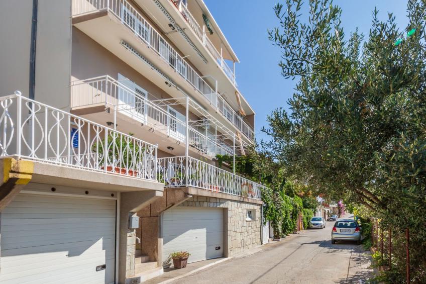 Große Wohnung in Omiš mit Möbliertem Balkon - foto 29