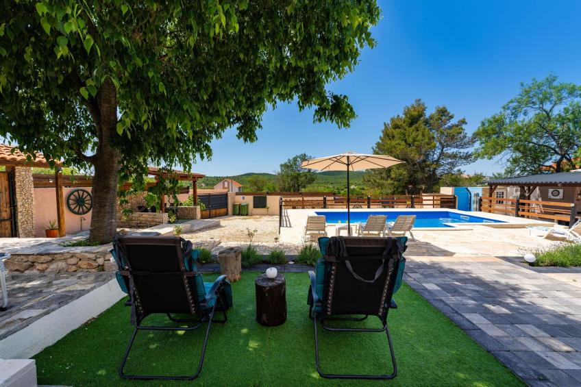 Holiday home Burgija - foto 24