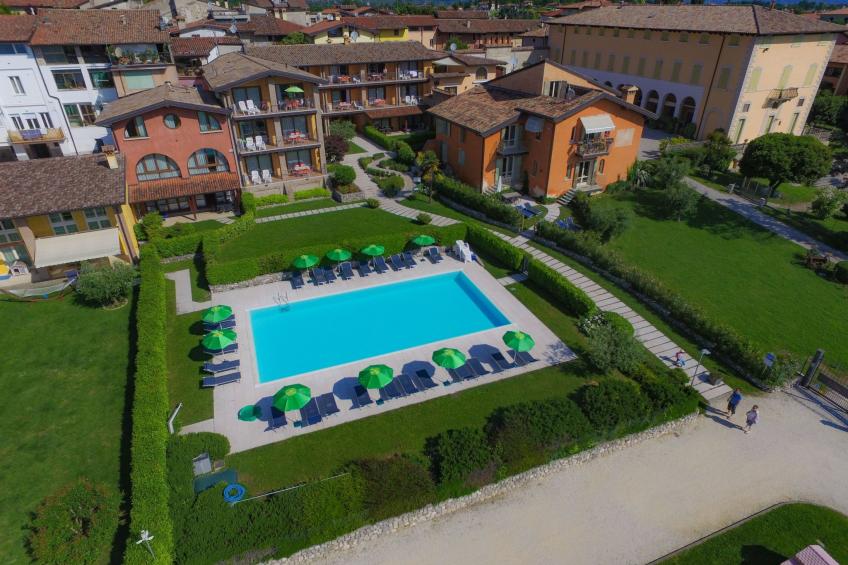 Wohnung mit Balkon, Garten und Seeblick - foto 24