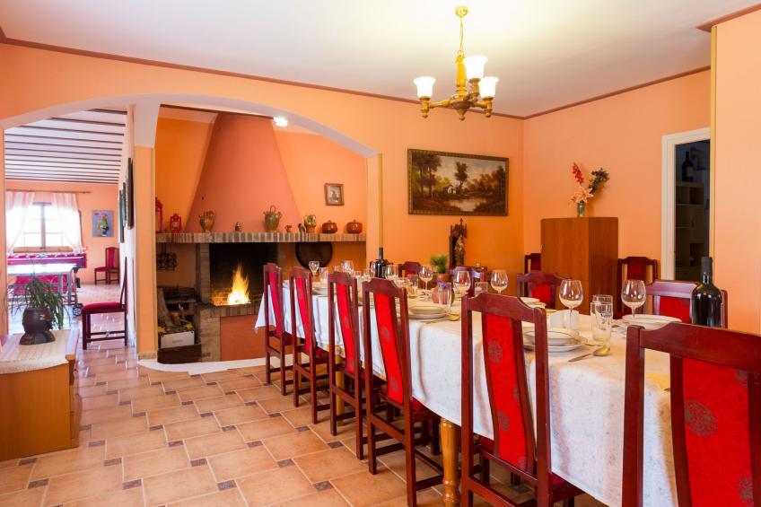 Großes Haus mit Schwimmbad und Barbecue - foto 15