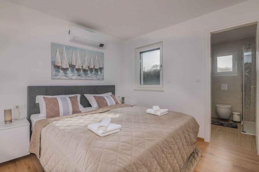 Vakantiewoning met eigen parkeerplaats en airconditioning - VW-6D4F3 - foto 24