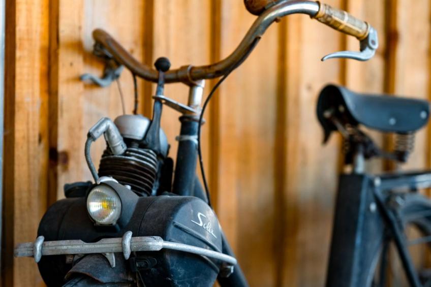 Domäne "Leons Garage" - foto 25