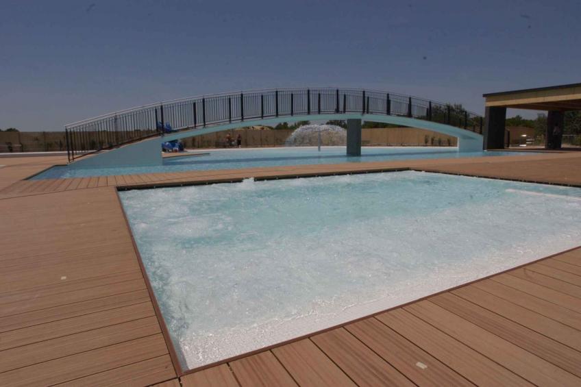 Ferienwohnung mit Klimaanlage, Balkon und Pool - BF-JR346 - foto 8
