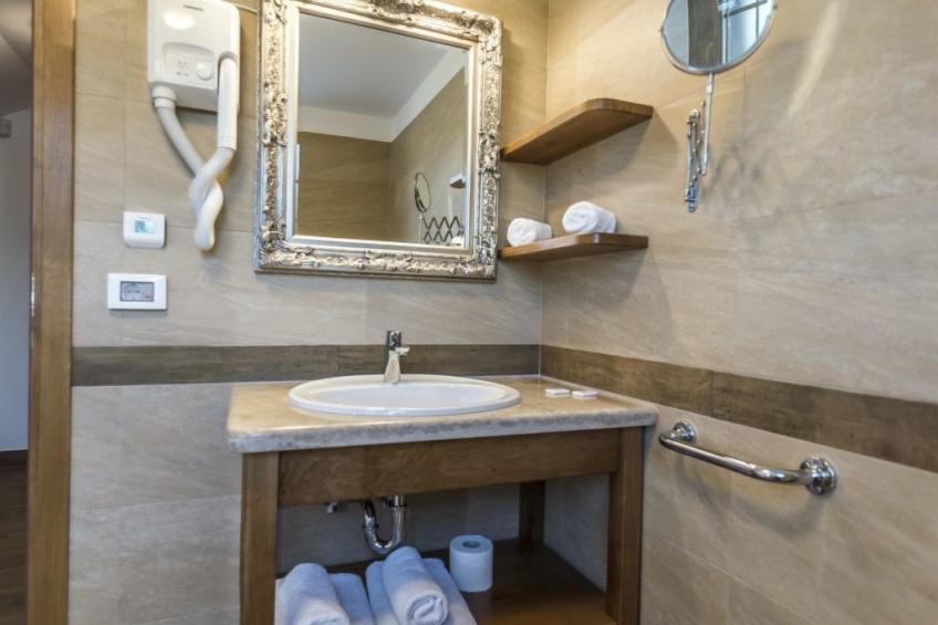 VILLA CON WELLNESS A 1 KM DAL MARE - foto 34