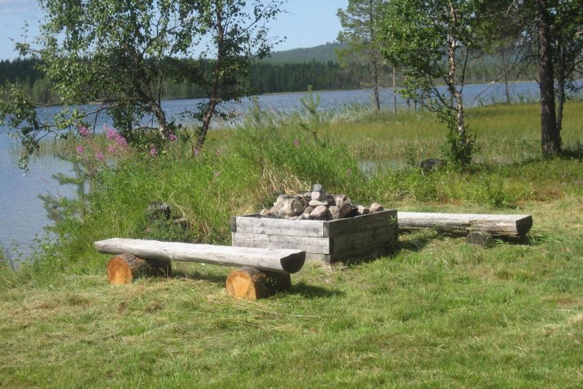 Schwedisches Holzhaus mit Grill und Terrasse - foto 3