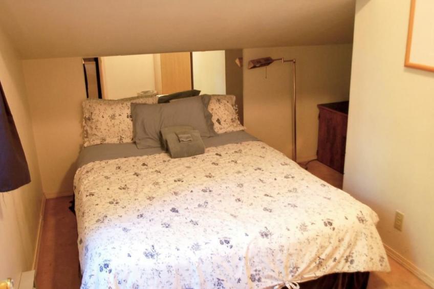 Hütte am Fluss mit Sauna, Whirlpool, Haustiere OK - foto 14