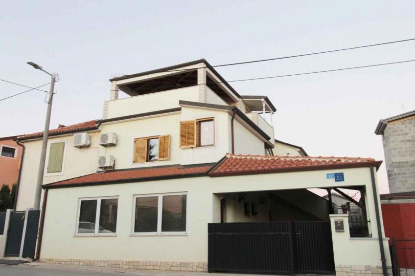 Studio with air conditioning - BF-JTRMC