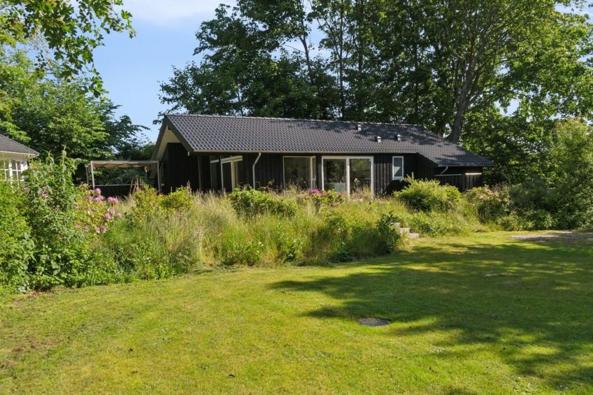 "Thora" - 800m from the sea in Sealand