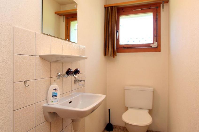 Alexandra Appartement/Fewo, Bad, WC, 3 Schlafräume 4.5 Zimmerwohnung - 6 Betten - foto 8