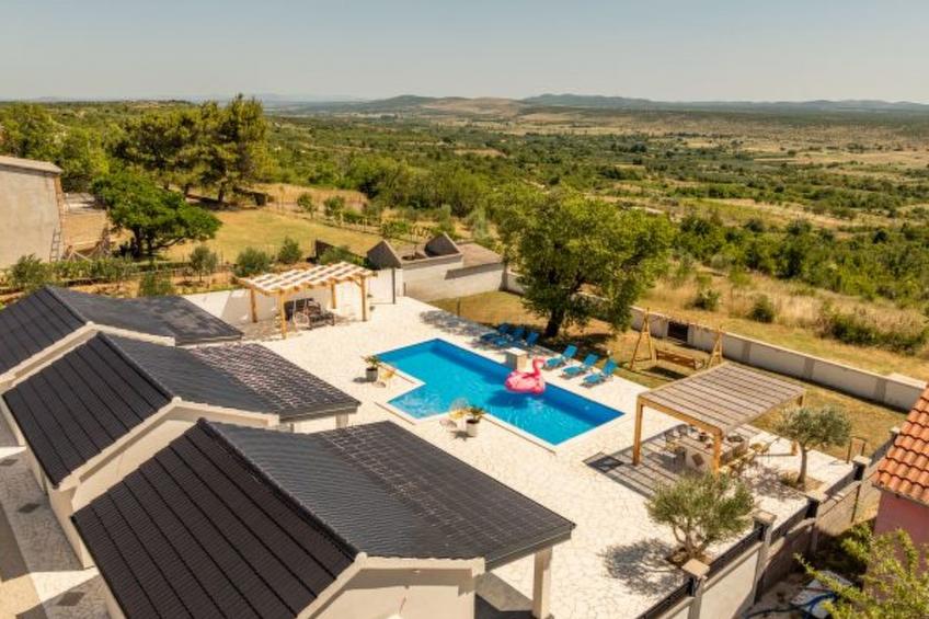 Unique Villa V with pool - foto 23