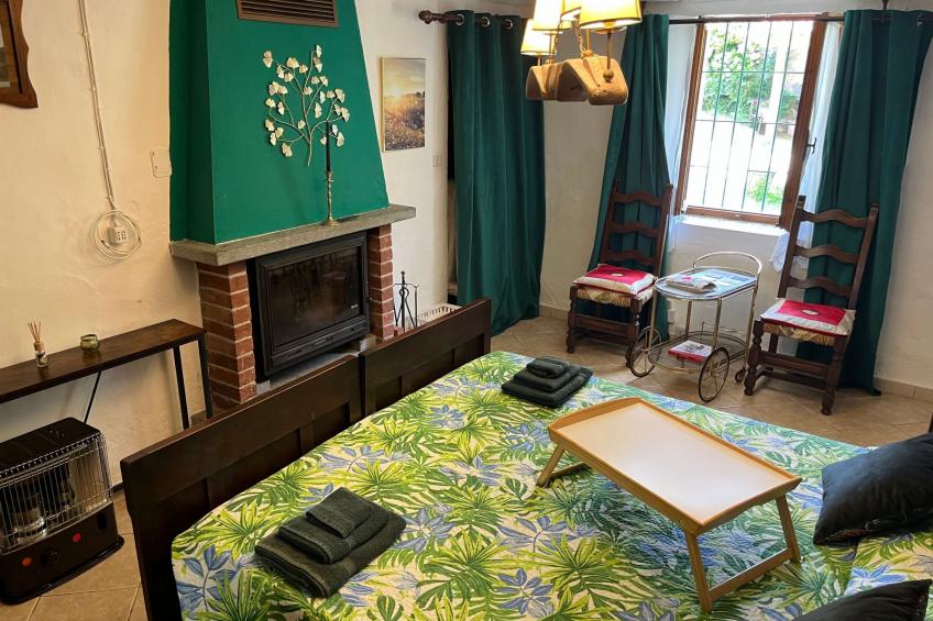 Typisches Bauernhaus mit holzbefeuertem Kamin - foto 26