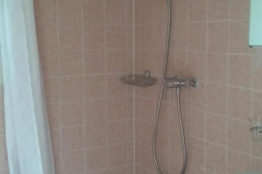 Charmantes Chalet Apartment mit Aussicht - foto 19