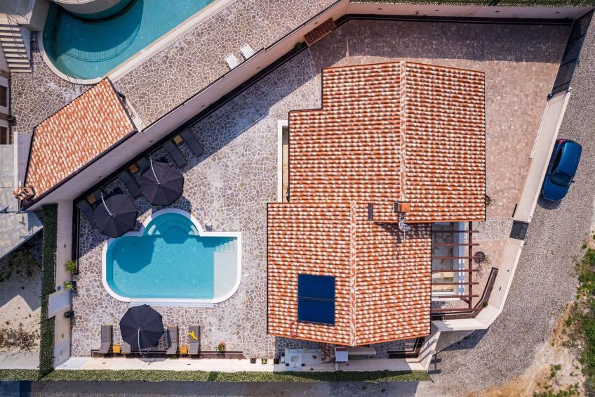 Villa Nur Amela with Pool, Jacuzzi, Darts - foto 49