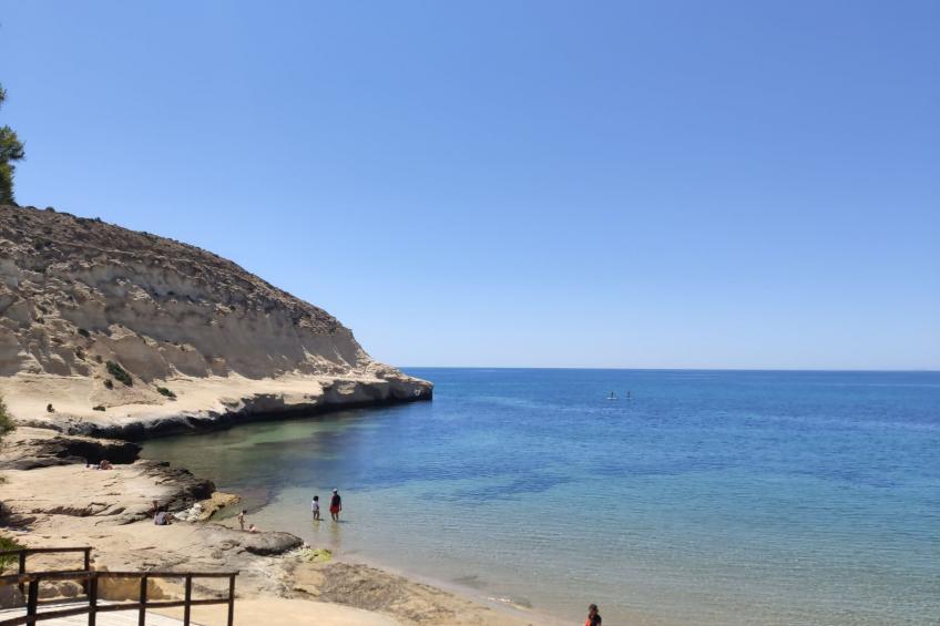 La Invincible Terreros in der 1. Reihe des Strandes - foto 51