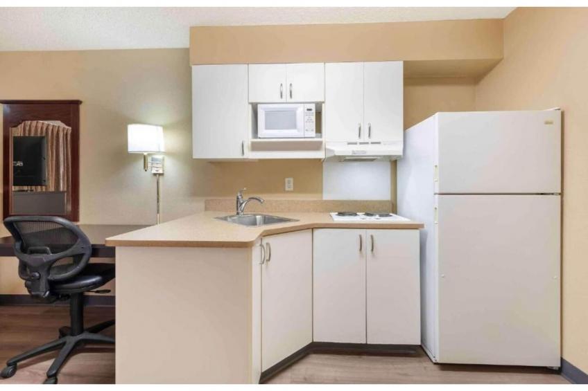 2 Full Beds | Non-Smoking, Kitchen - foto 3