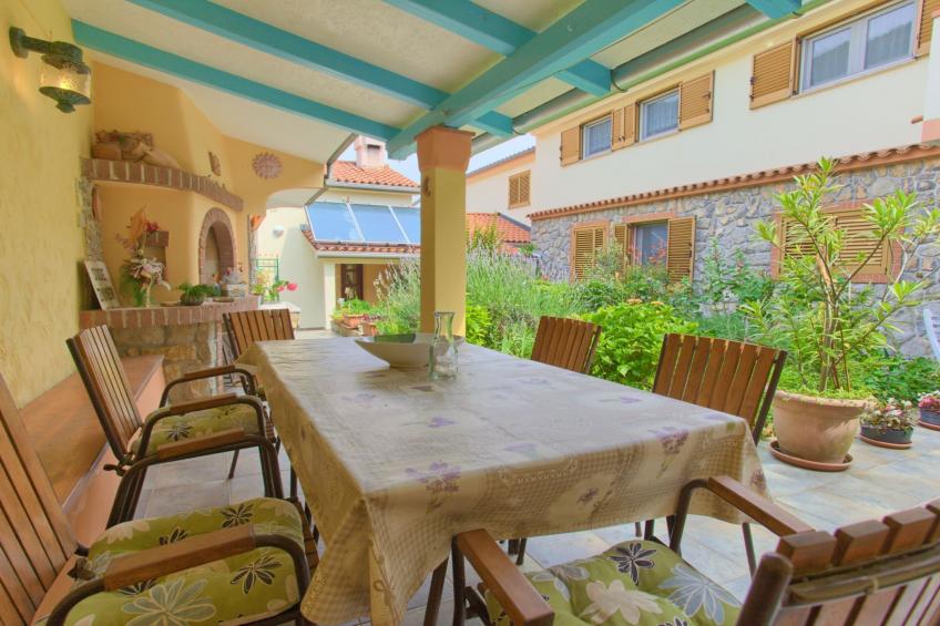 Superb Lovran Apartments with Sea Views - One Bedroom Apartment with Balcony - foto 6