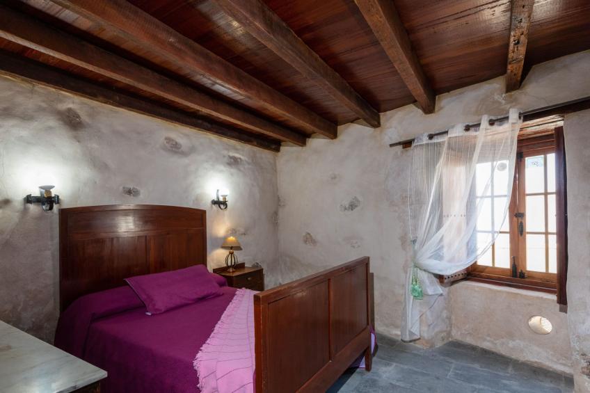 "Tamasite tetir" mit Pool