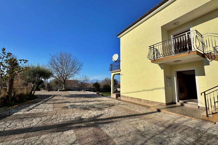 Vakantiewoning met airconditioning en terras - BF-TJY4N - foto 12