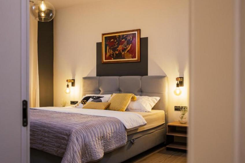 Luxury Villa Lara with Heated Pool, Hot-Tub and Sauna - Six Bedroom Villa with Pool - foto 28