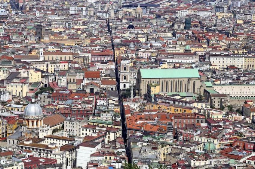 Große Duomo-Wohnung im historischen Zentrum - foto 27