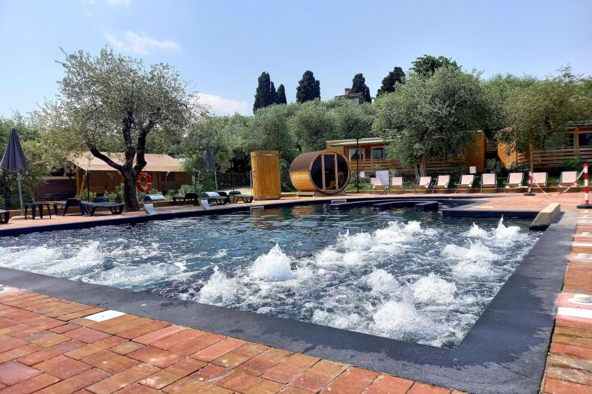 Caravan park della Colombaia Padenghe sul Garda-CM Panorama Spa Dog - foto 6