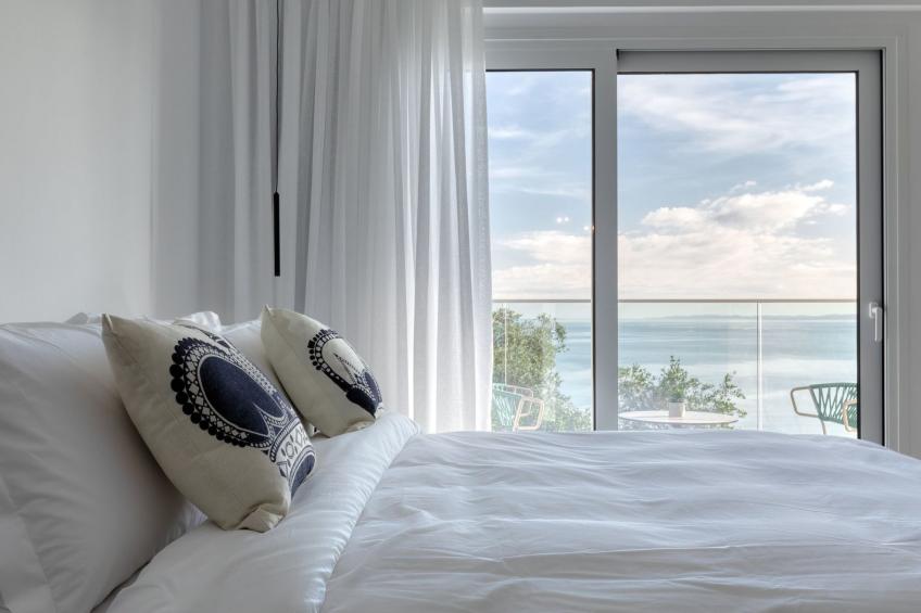 Luxuriöses Apartment mit zwei Schlafzimmern und Meerblick - foto 7