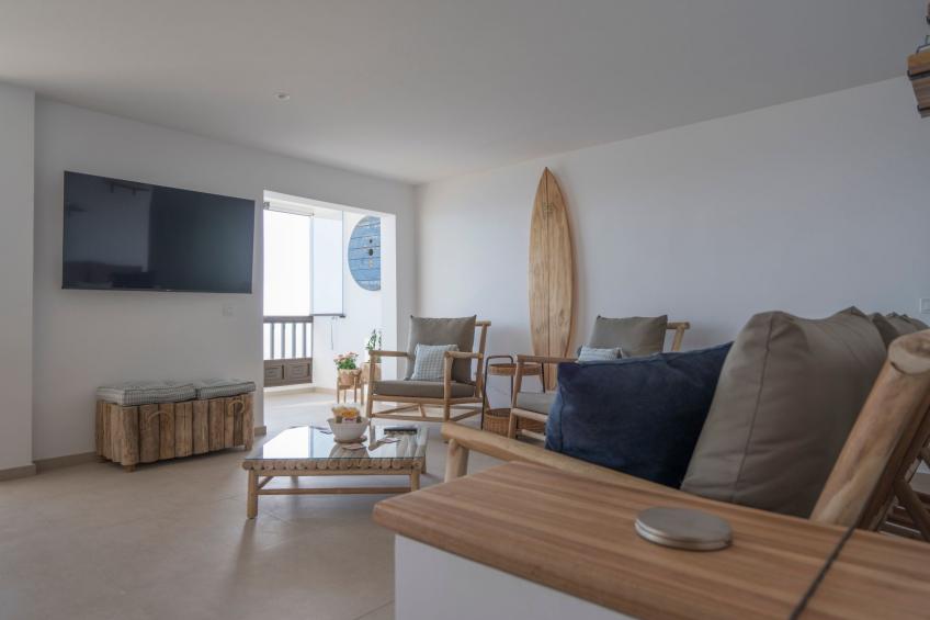 Helle Wohnung mit atemberaubender Aussicht auf das Meer und den Strand - foto 25