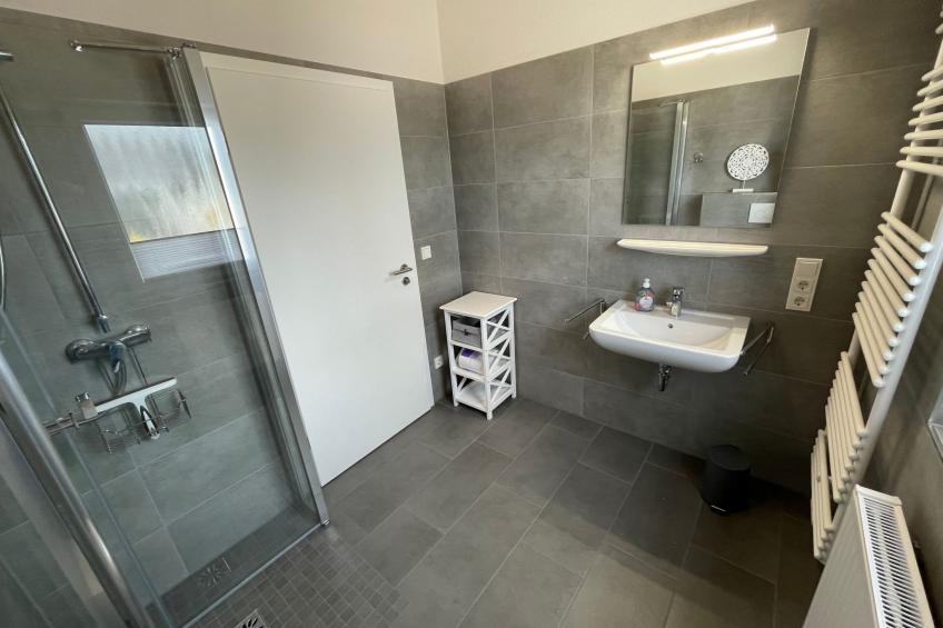 G1 Eingezäuntes Haus mit Kamin in Eckwarderhörne - foto 6