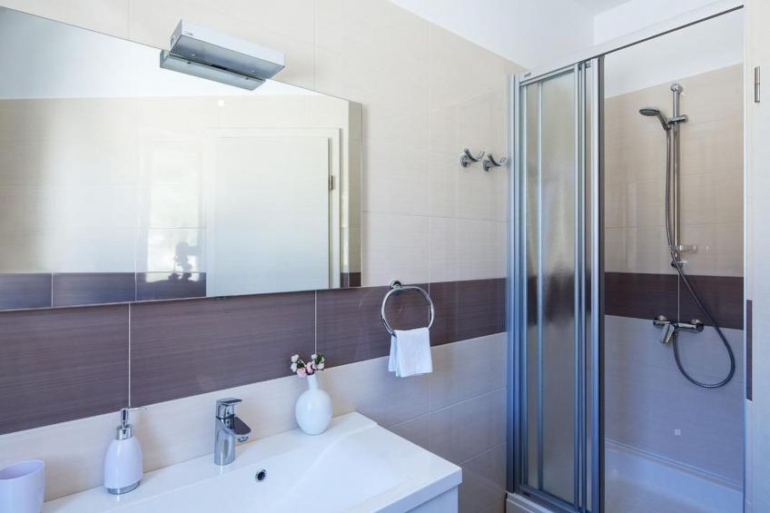 Luxuriöses Ferienhaus mit Pool direkt am Meer - foto 27