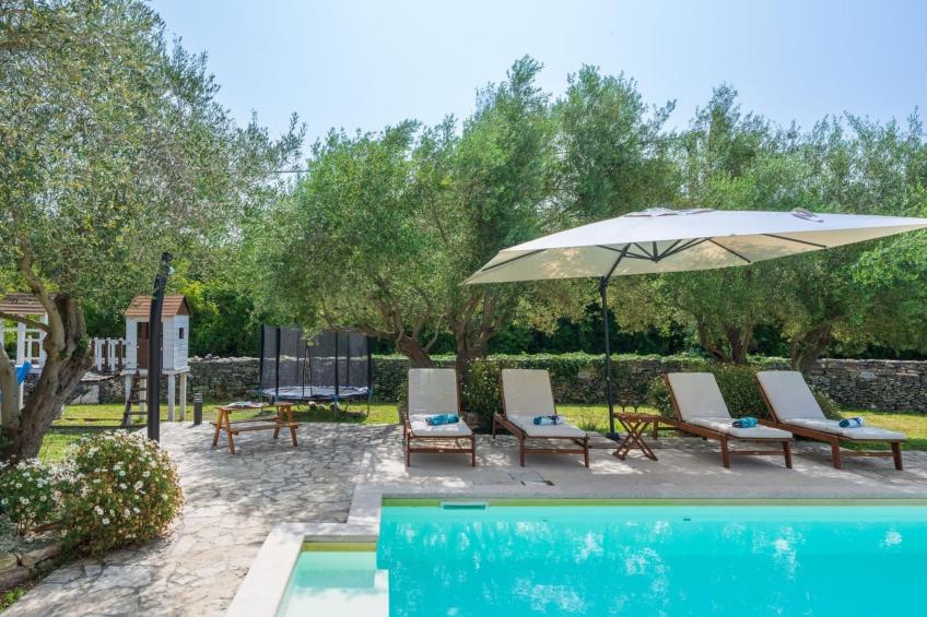 Villa mit privatem Pool und großem Garten - foto 48