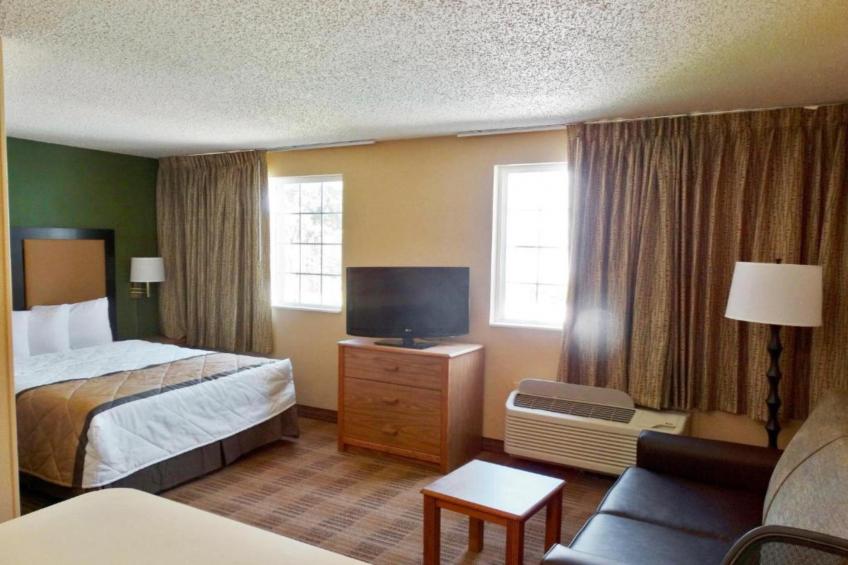 1 QUEEN BED | SUITE, NSMK, KITCHEN - foto 7