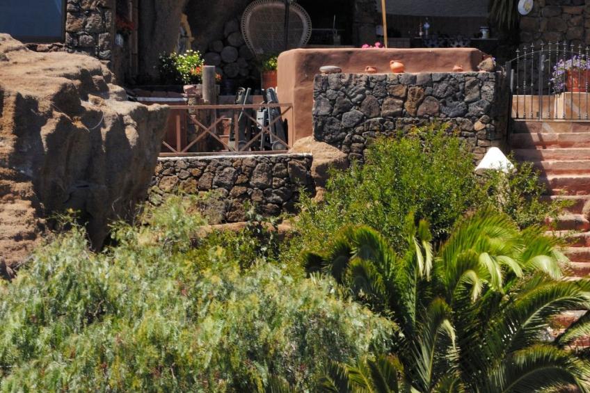 Schlafen in einer vulkanischen Höhle - foto 81