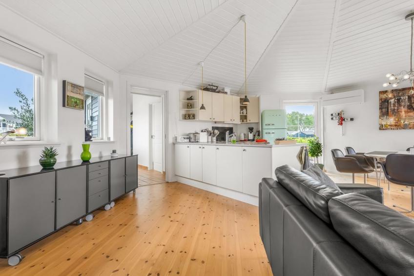 "Glenda" - 2.1km from the sea - foto 23