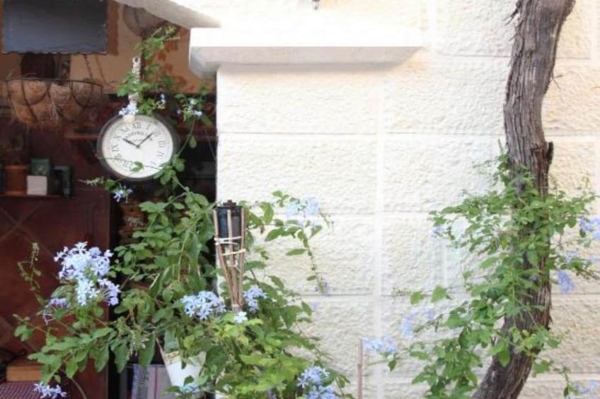 Quaint & Affordable Stay in Budva Traditional Stone House - Comfort Double Room 4 - foto 9