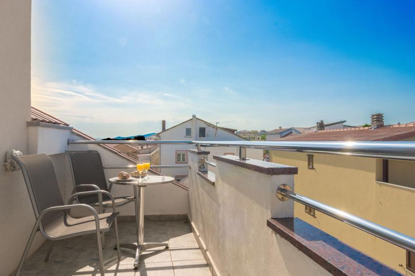 mit Blick auf das Wasser - foto 24