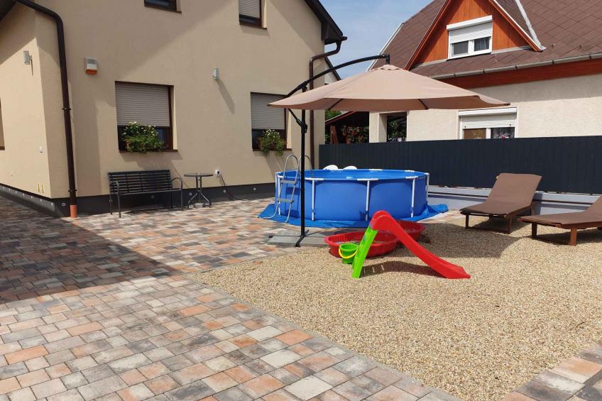 Ferienhaus mit Garten, Pool und Terrasse - BF-GPMDR