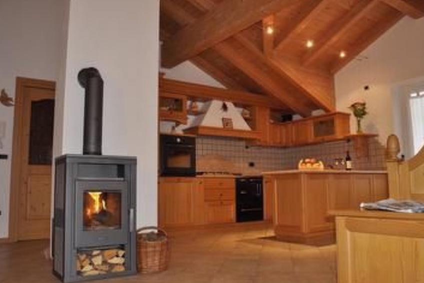 Elegantes und geräumiges Dachgeschosszimmer in den Dolomiten