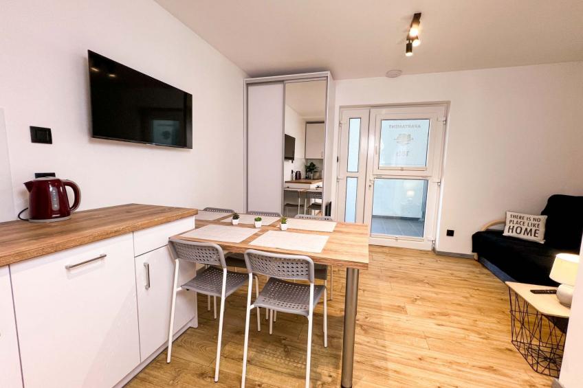 "Apartment 18B" mit Schwimmbad - foto 6